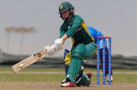 Cricketer Dané van Niekerk prepares for the ‘comeback ball of all time’