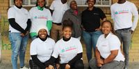 Members of the Khayelitsha help2read team at Sivuyiseni Primary School in Khayelitsha, Cape Town. From back left: Yolanda Vokozela, Qawekazi Gcanga, Mziwoxolo Laphi, Yonela Mvandaba, Nondumiso Mzamo, Thembela Khohlakala. From front left: Zizipo Silihasa, Lisa Mbuyazwe, Lazola Ndarala. (Photo: Tamsin Metelerkamp)