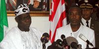 Liberian President Charles Taylor (R) gives a joint press conference with his Nigerian counterpart Olusegun Obasanjo (L) following their meeting in Monrovia 08 July 2003.  EPA PHOTO/EPA/STR