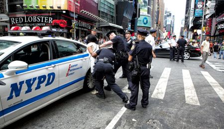 Op-Ed: The colour line between black and blue in New York