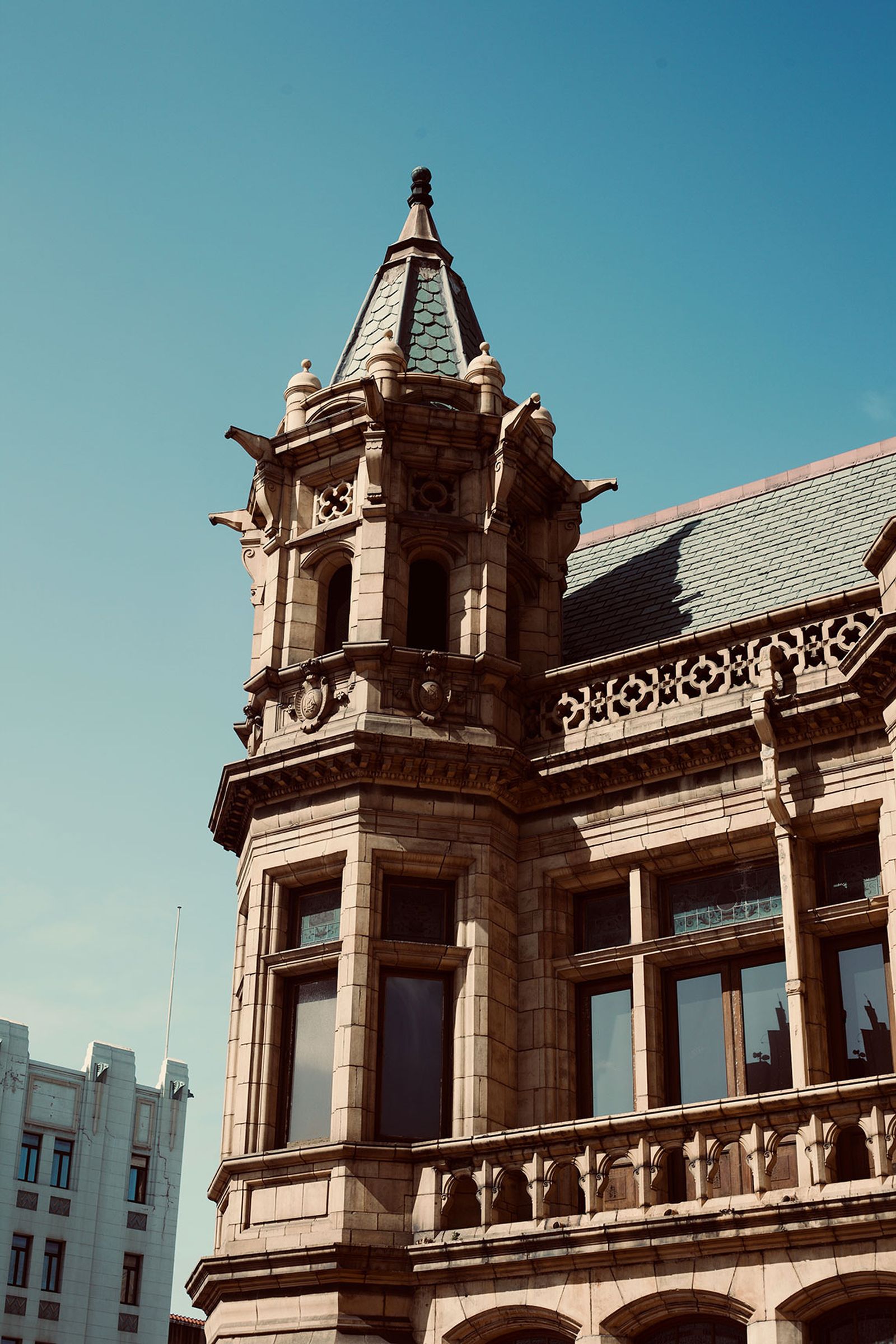 Cruise ships bring life back to Gothic library in Gqeberha