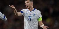 World Cup-Team Guide-B