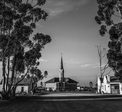 A traveller’s unhurried guide from Rietbron to Willowmore