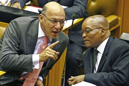 Who should be on the National Planning Commission?