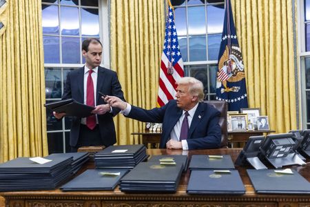 Trump signs executive order withdrawing from the World Health Organization