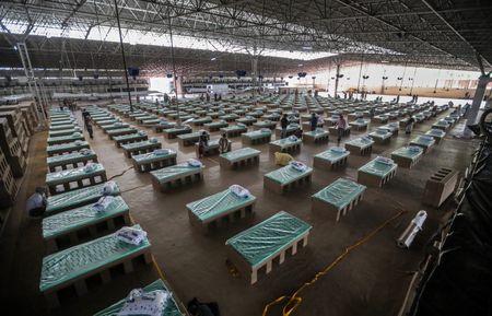 Coronavirus cases in India cross 500,000 as big cities reel from surge