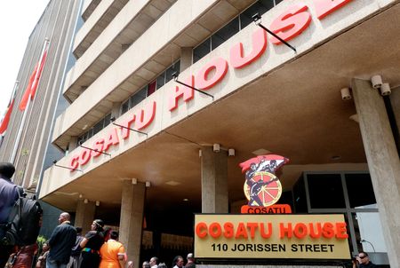 Vavi and Zuma celebrate Cosatu's new headquarters