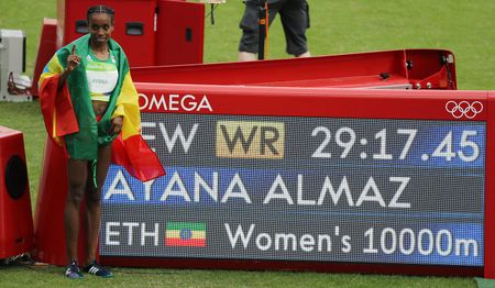 Rio 2016: Ethiopia's Ayana smashes world record to win 10 000m gold