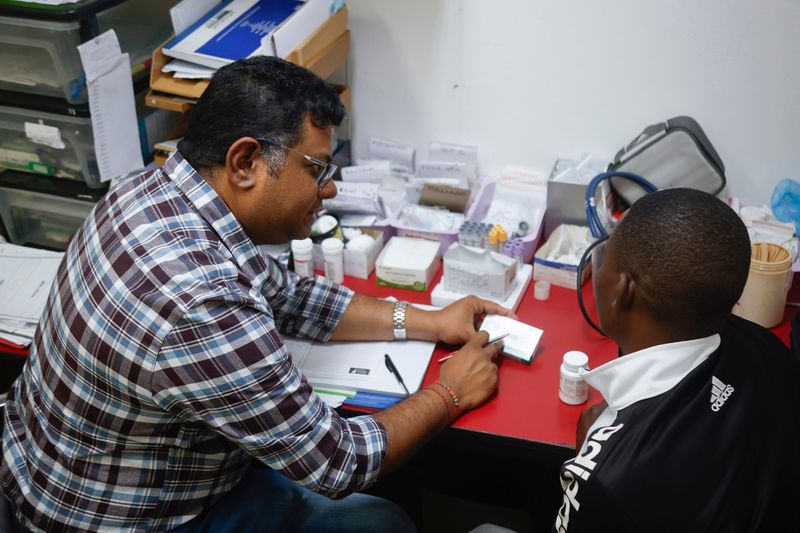 XENOBAROMETER: Durban’s Denis Hurley Centre clinic buckles under pressure of xenophobia, medicine stockouts