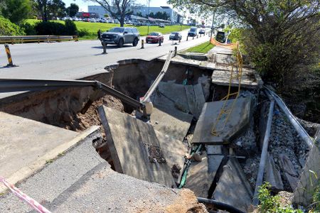 ‘Premature and irresponsible’ — No date set to fix collapsing Nelson Mandela Bay roads
