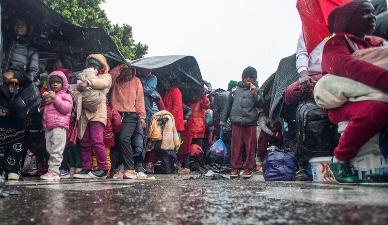 Hundreds moved from Zimbabwean consulate in Cape Town to Epping repatriation centre