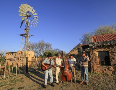 Karoo incomers, can-do aunties, the constant gardener and an old man’s band
