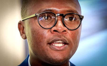 Minister Malatsi’s bid to get Starlink deal into orbit is weighed down by opposition gravity