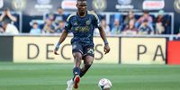 CHESTER, PENNSYLVANIA - MAY 16: Olwethu Makhanya #29 of the Philadelphia Union passes the ball against the Columbus Crewat Subaru Park on May 16, 2026 in Chester, Pennsylvania. (Photo by Isaiah Vazquez/Getty Images)