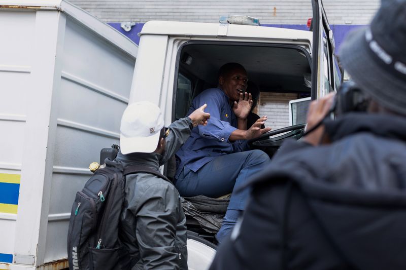 Anti-immigration marches raise questions over vigilantism, violence and police response