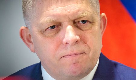 Zelensky challenges Slovakia’s Fico: ‘Come to Kyiv’; Ten EU countries call for ban on imports of Russian gas