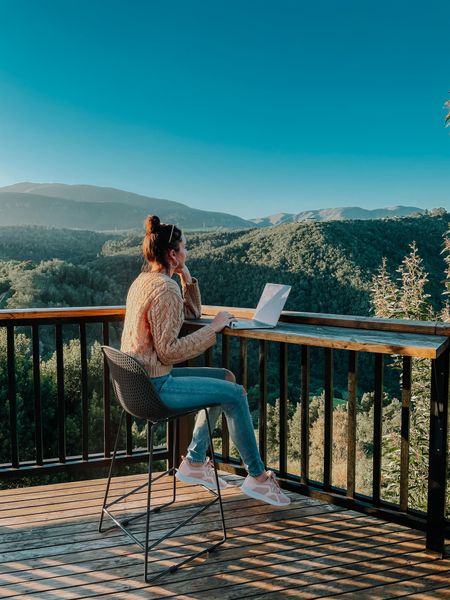 Working on the road: How digital nomads have the best of both worlds