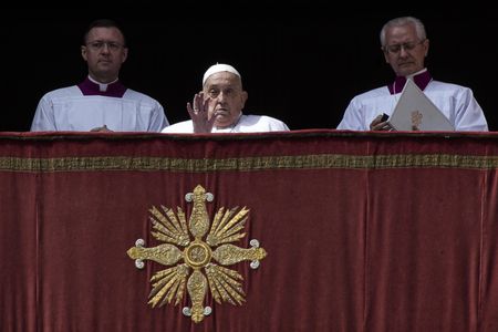 Pope Francis spent final day working, despite doctors' orders