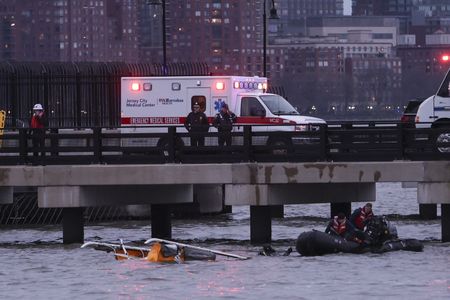 Tourist helicopter crashes into New York's Hudson River, killing all six aboard