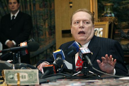 'One Nation Under Sex': Larry Flynt digs through the sex lives of US presidents