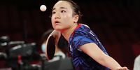 epa09376518 Ito Mima of Japan in action against Yu Mengyu of Singapore (not pictured) during the Table Tennis Women's Singles Bronze Medal Match of the Tokyo 2020 Olympic Games at the Tokyo Metropolitan Gymnasium arena in Tokyo, Japan, 29 July 2021.  EPA-EFE/HEDAYATULLAH AMID