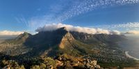 Table Mountain snuggling it’s blanket.