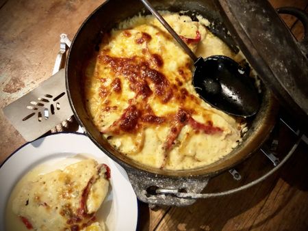 Braai pot potato and peppers bake