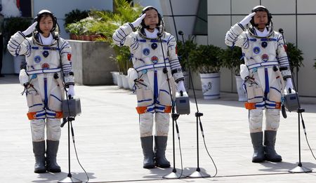 China floats towards space dominance