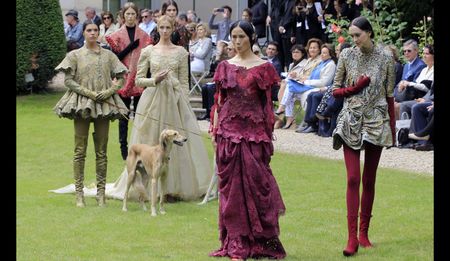 Chronicles of Chic: Hot Haute Couture for the cold cold winter of 2013/14