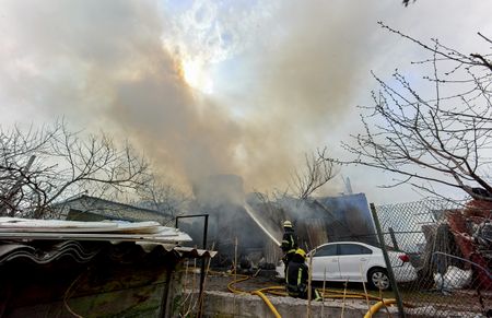Concern over possible use of chemical weapons as battle rages in besieged Ukrainian port