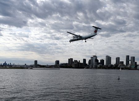 Canada draws 1 million travelers in one week for first time since pandemic