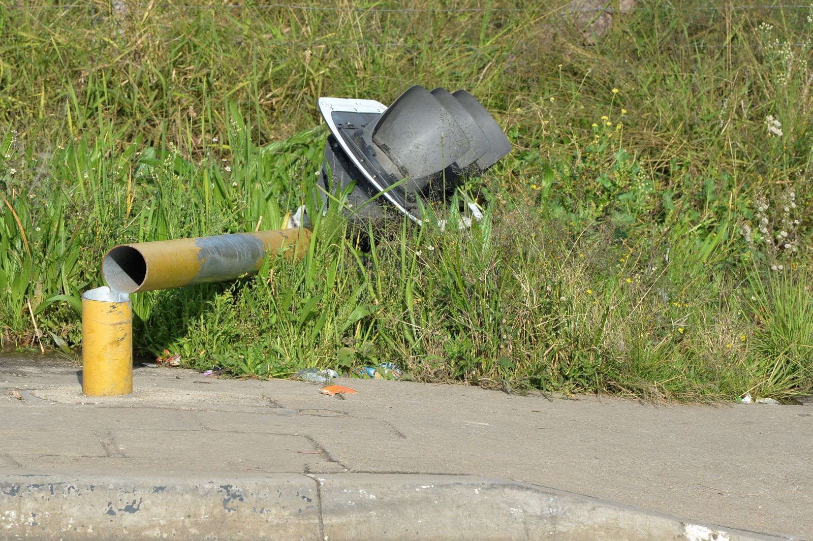 Nelson Mandela Bay broken streetlights