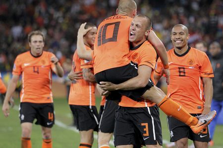 The Dutch, impressive in victory but not in beauty, shake off the Slovakians