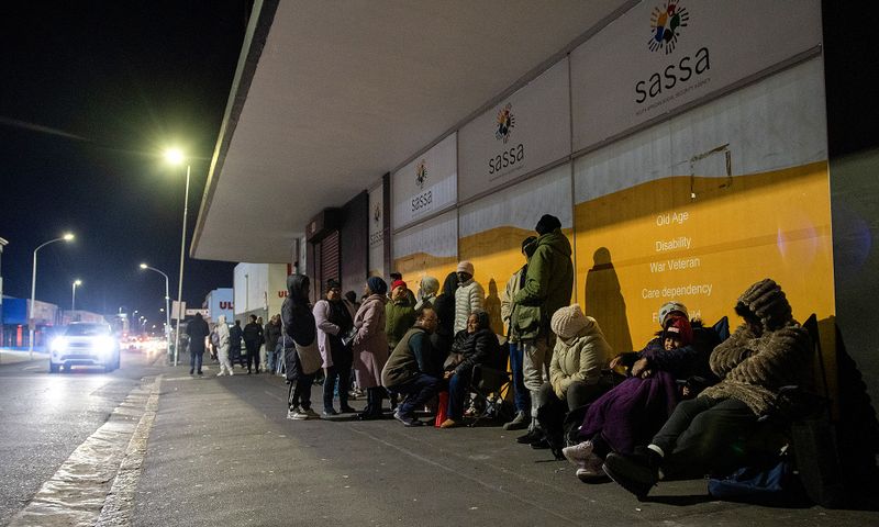 Sassa grant reviews strand vulnerable South Africans in systemic chaos