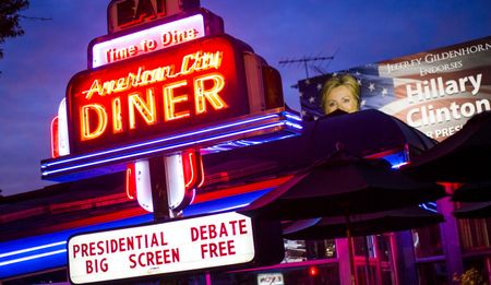 US 2016: Gloves On, Gloves Off for The Debate of the Century