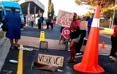 UCT registration disrupted as students demand end to fee blocks