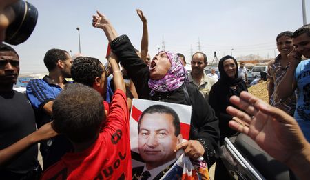 Egypt's Mubarak leaves prison for house arrest