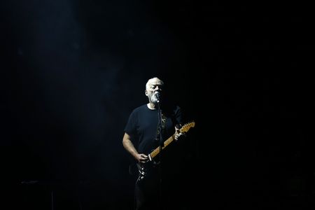 Pink Floyd joins forces with wounded Ukrainian singer in new song