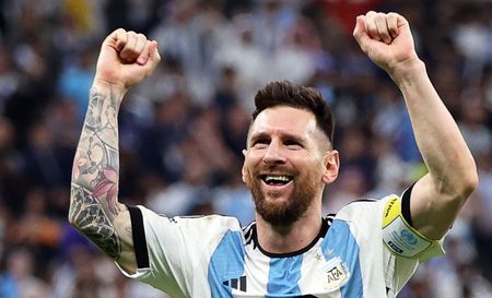 Is Messi the greatest soccer player of all time?