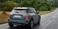 Both 2020 Countryman models come standard with a seven-speed Steptronic double-clutch gearbox.(Photo: Supplied)