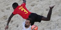 epa09420853 Dinho of Mozambique in action during the FIFA Beach Soccer World Cup 2021 match between Spain and Mozambique at Luzhniki Beach Soccer Stadium in Moscow, Russia 19 August 2021.  EPA-EFE/YURI KOCHETKOV