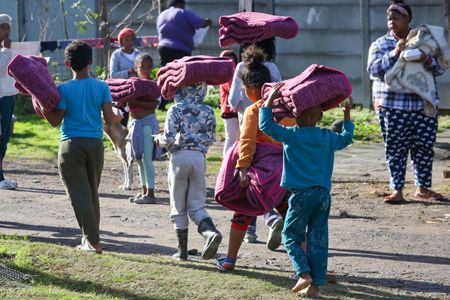 Weekend weather alert - Mom, kids forced to flee in dead of night after storms cause havoc in Cape Town