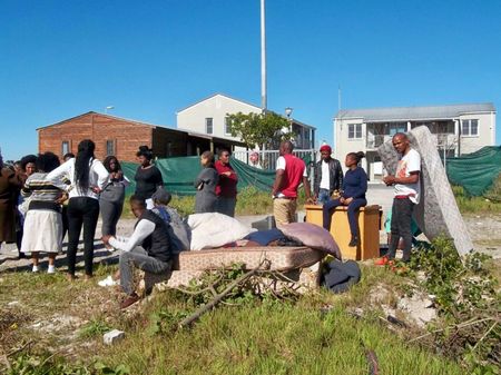 Stand-off between Old Mutual and Khayelitsha occupiers