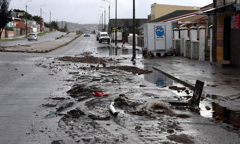 Nelson Mandela Bay Reels Under Torrential Rains, Dam Levels Critical