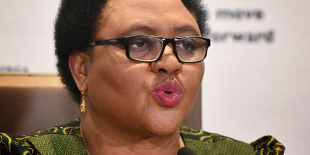 Almost 6,000 online applications received for 900 farms in land reform programme