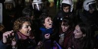 epa10328241 Turkish police block and detain protesters as they try to walk during a rally on the occasion of the International Day for the Elimination of Violence Against Women in Istanbul, Turkey, 25 November 2022. The International Day for the Elimination of Violence Against Women was established in an effort to raise awareness of the fact that women around the world are subject to rape, domestic violence and other forms of violence.  EPA-EFE/ERDEM SAHIN