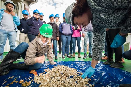 Seagoing students keep abreast of current trends