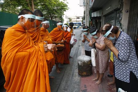 Thailand to give free mobile data for those homebound by coronavirus