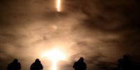 CAPE CANAVERAL, FLORIDA - NOVEMBER 10: A slow shutter speed captures a streak of light from the SpaceX Falcon 9 rocket engines after lift off with four astronauts on board from launch pad 39A at the Kennedy Space Center on November 10, 2021 in Cape Canaveral, Florida. The Crew-3 mission is flying to the International Space Station. (Photo by Joe Raedle/Getty Images)