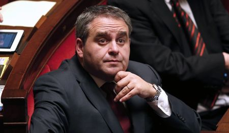 Opponents of French surveillance law race to get support for review